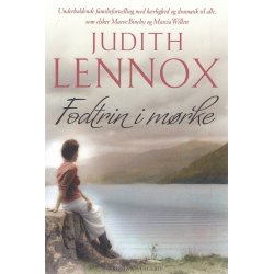 Fodtrin i m�rke (Bog)