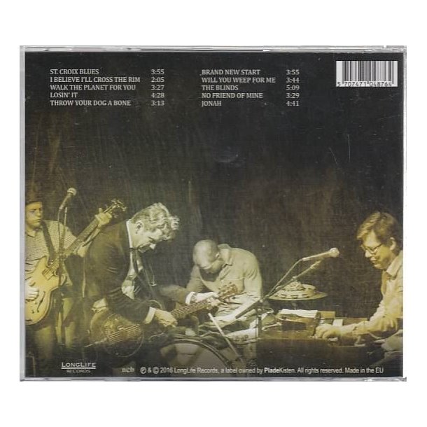 Throw your dog a bone (CD)